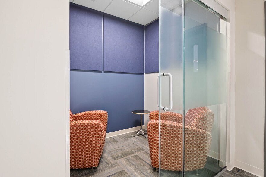 More Photos Of 82 Running Hill Rd, South Portland Office For Lease