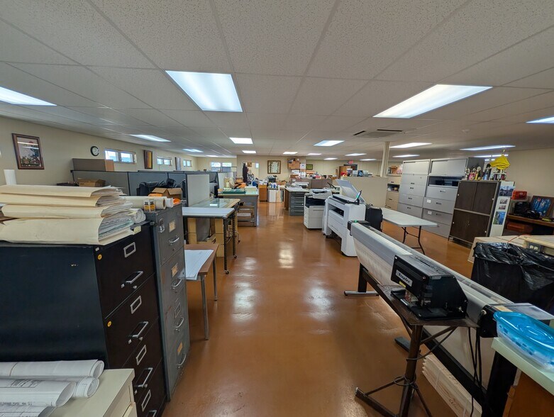 More Photos Of 1320 N School St, Honolulu Office For Sale