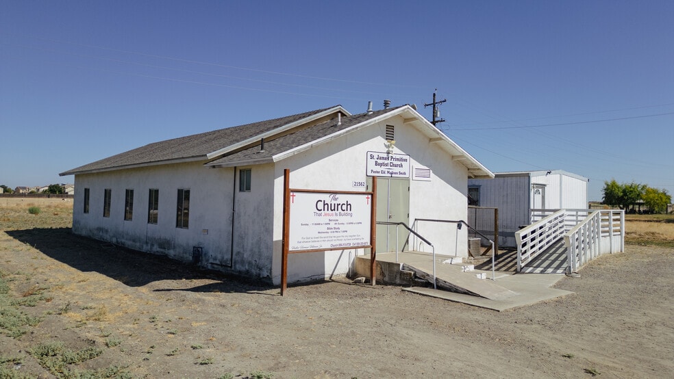 More Photos Of 21562 Reynolds Ave, Dos Palos Religious Facility For Sale
