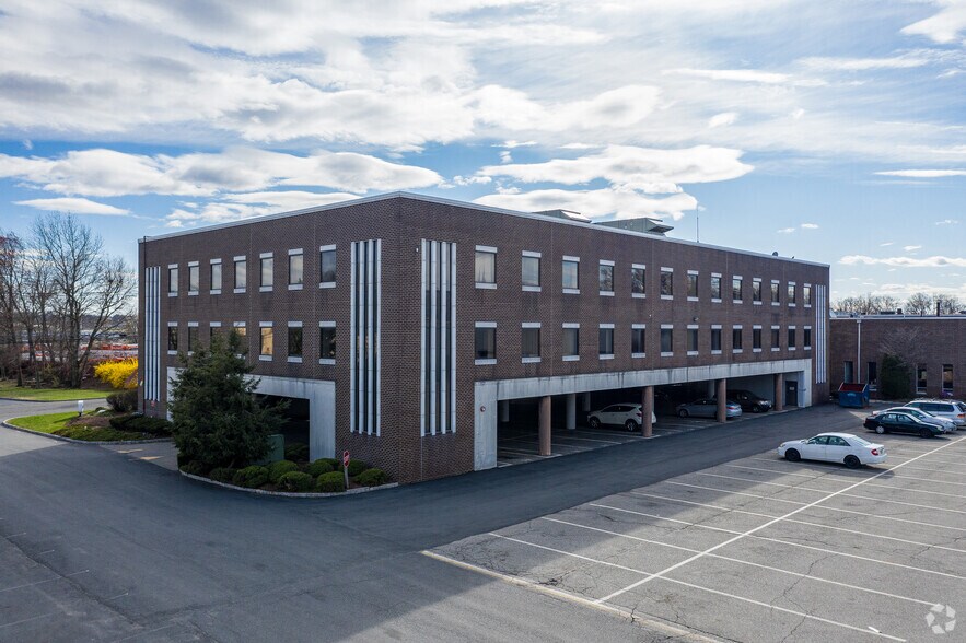 More Photos Of 12 Daniel Rd, Fairfield Office For Lease