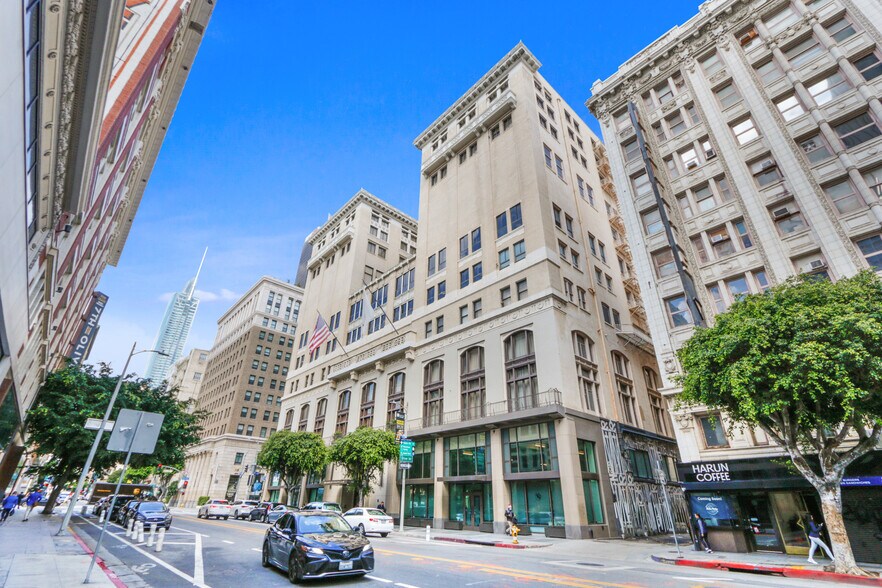 More Photos Of 431 W 7th St, Los Angeles Hotel For Lease