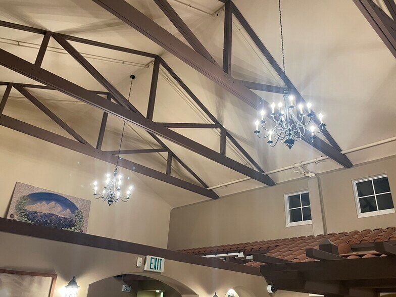 More Photos Of 125 S 10th St, Santa Paula Restaurant For Lease