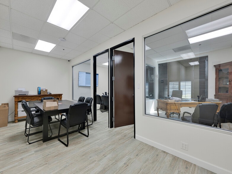 More Photos Of 1211 Flynn Rd, Camarillo Warehouse For Sale