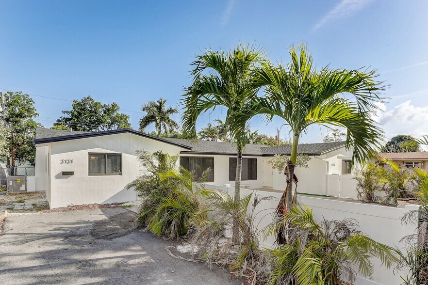 More Photos Of 2121 NE 51st Ct, Fort Lauderdale Apartments For Sale