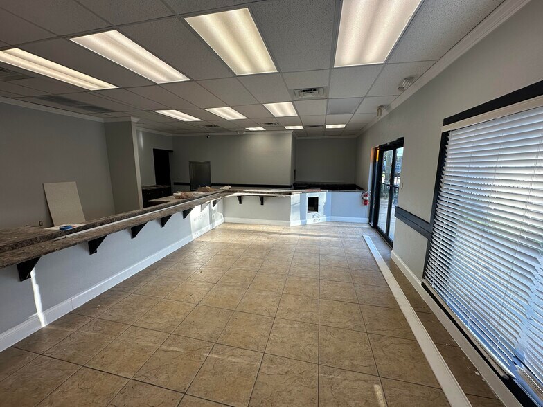 More Photos Of 9036 S Orange Ave, Orlando Freestanding For Lease