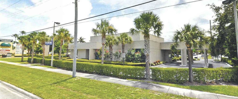Primary Photo Of 3250 SE Federal Hwy, Stuart Freestanding For Lease