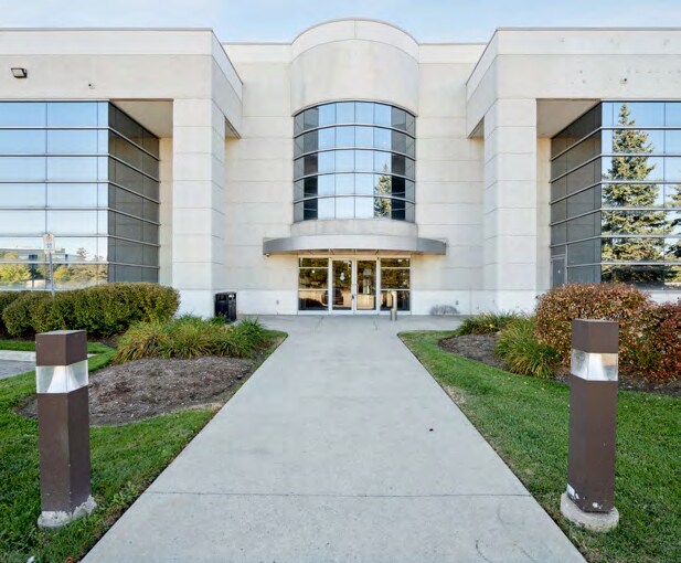 More Photos Of 5205 Satellite Dr, Mississauga Office For Sale