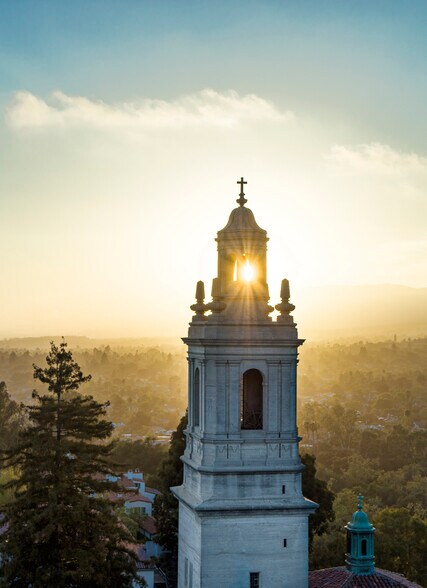 More Photos Of 2300 Garden St, Santa Barbara Schools For Sale