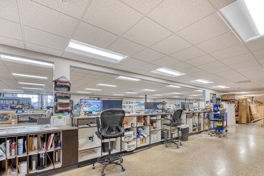 More Photos Of 3928 Tri Hill Frontage Rd, Great Falls Auto Dealership For Sale