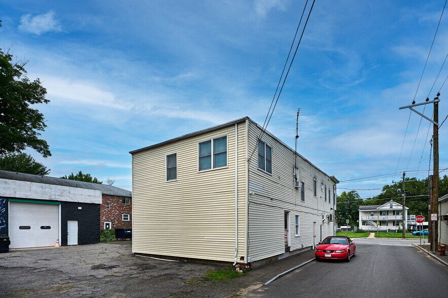 More Photos Of 42-44 Pleasant St, Easthampton Storefront Retail Residential For Sale