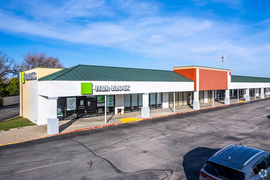 More Photos Of 2401-2565 S Seneca St, Wichita General Retail For Sale