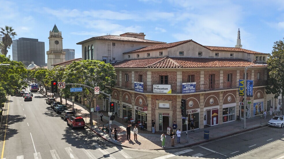 More Photos Of 901-951 Westwood Blvd, Los Angeles Restaurant For Lease