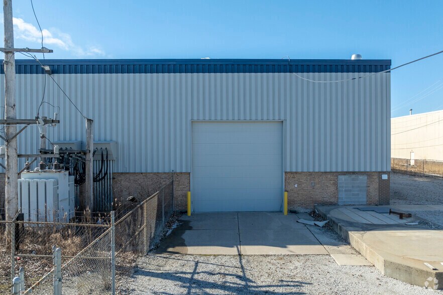 More Photos Of 6155 S Harlem Ave, Chicago Manufacturing For Sale