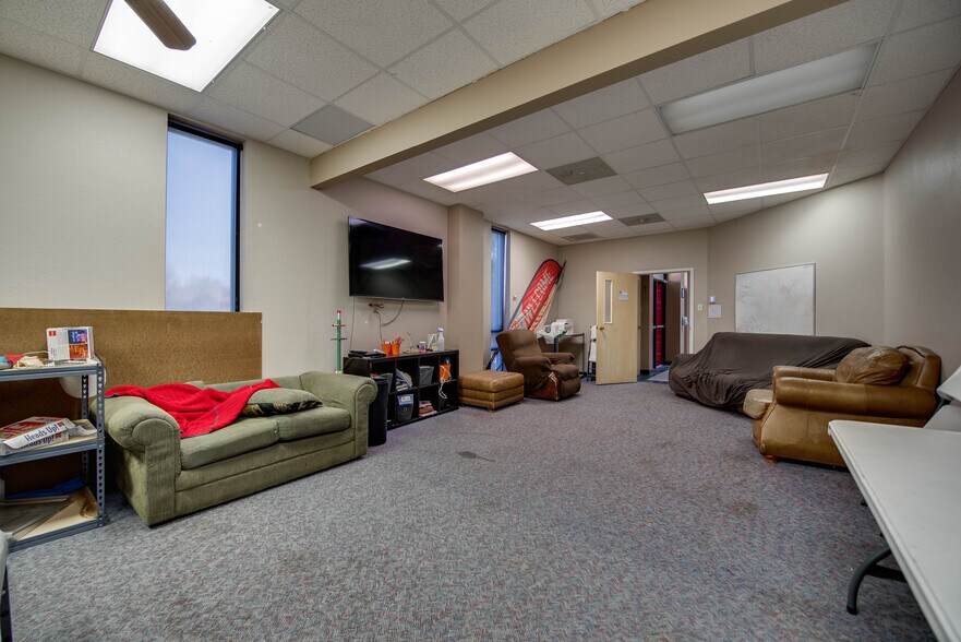 More Photos Of 2110 E 10th St, Odessa Specialty For Sale