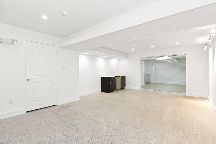 More Photos Of 2007 N Hope St, Philadelphia Apartments For Lease
