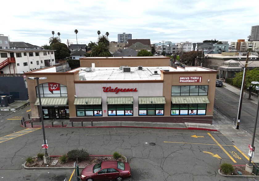More Photos Of 301 E 18th St, Oakland Drugstore For Lease