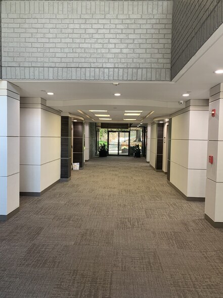 More Photos Of 8300 Dunwoody Pl, Atlanta Unknown For Lease