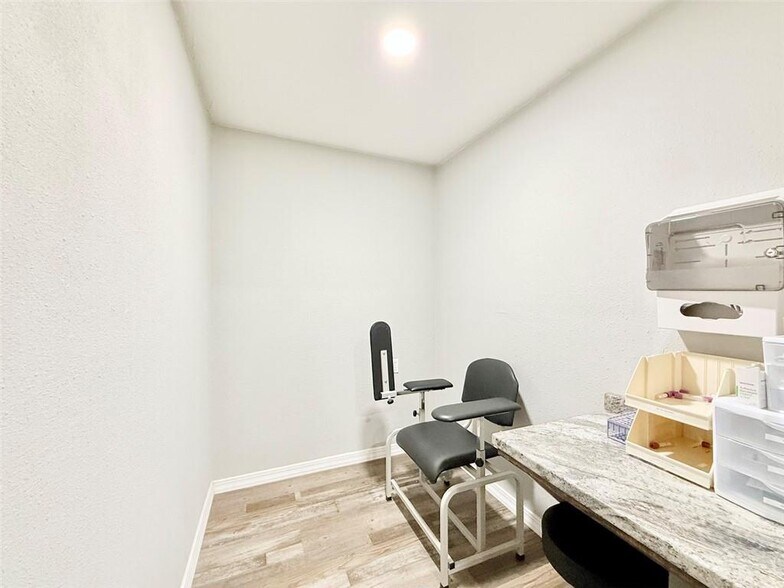 More Photos Of 11442 SR 27, Hector Medical For Sale