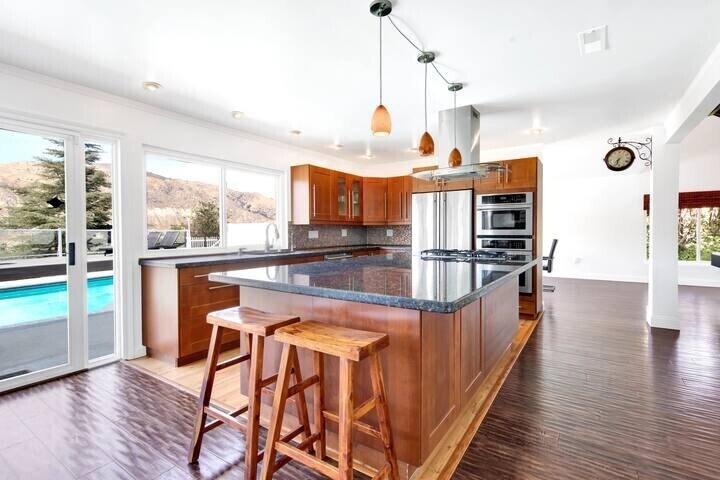 More Photos Of 12036 Darby Ave, Porter Ranch Specialty For Sale