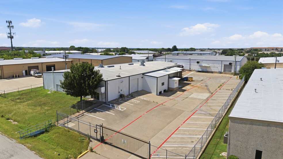 Primary Photo Of 1119 S Commercial Blvd, Arlington Warehouse For Lease