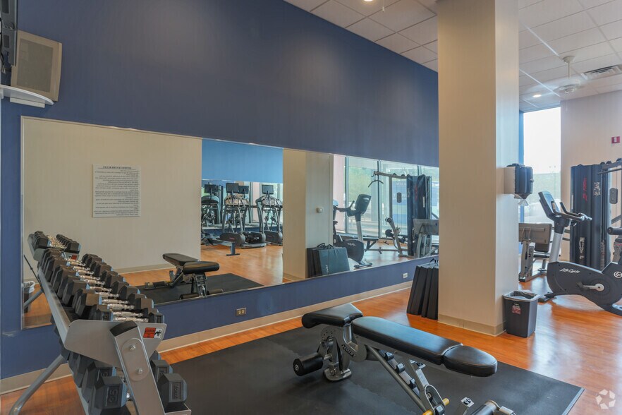 More Photos Of 2101 Executive Dr, Hampton Office For Lease