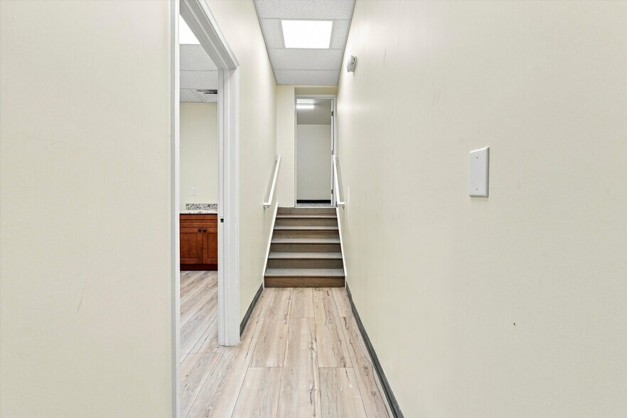 More Photos Of 119 E Lehigh Ave, Philadelphia Healthcare For Lease