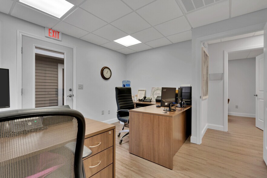 More Photos Of 776-780 Commons Way, Toms River Office For Sale