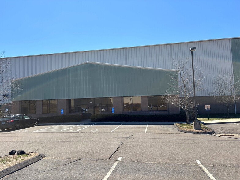 More Photos Of 76 Halcyon Dr, Bristol Warehouse For Lease