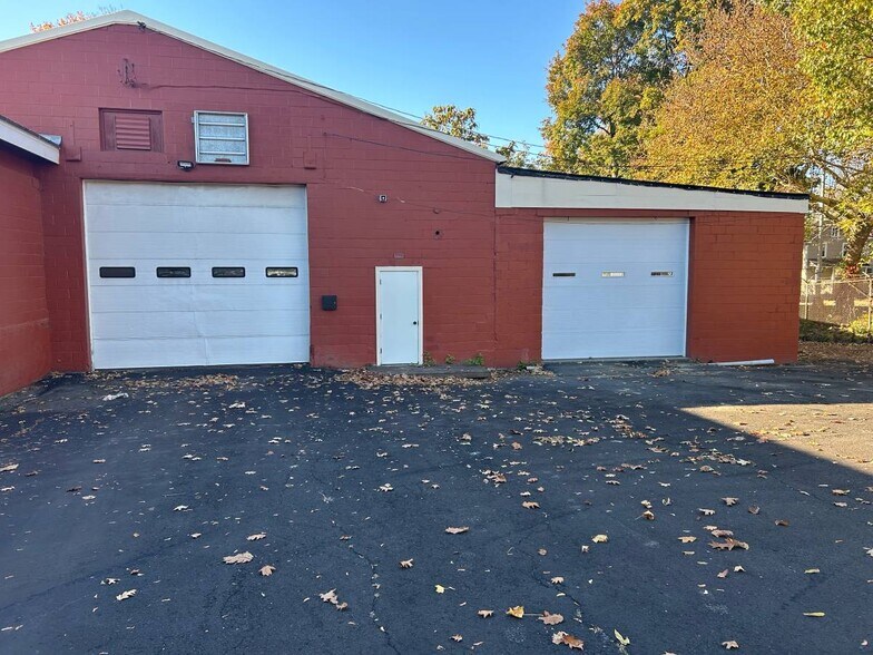 More Photos Of 22 Pershing Ave, Poughkeepsie Warehouse For Sale