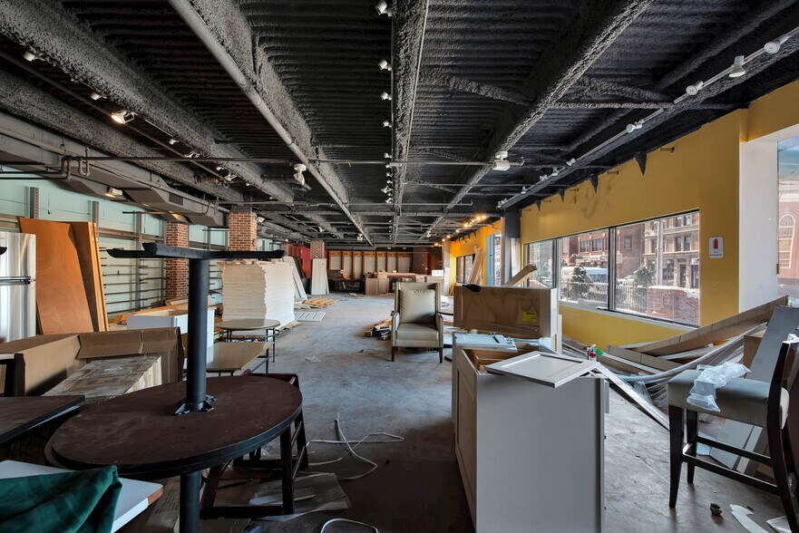 More Photos Of 250 Main St, Hartford Apartments For Lease