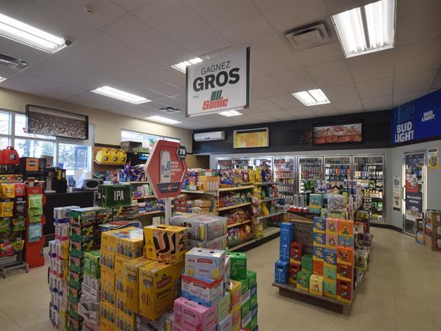 More Photos Of 340 Av Béthany, Lachute Service Station For Sale