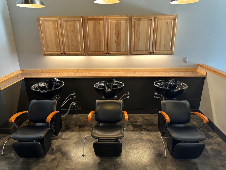 More Photos Of 920 E Hoerner Ave, Spokane Freestanding For Lease