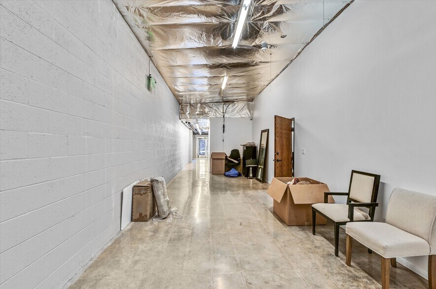 More Photos Of 2320 Cotner Ave, Los Angeles Loft Creative Space For Sale