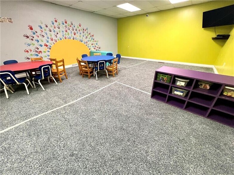 More Photos Of 550 W George St, Carmichaels Religious Facility For Sale