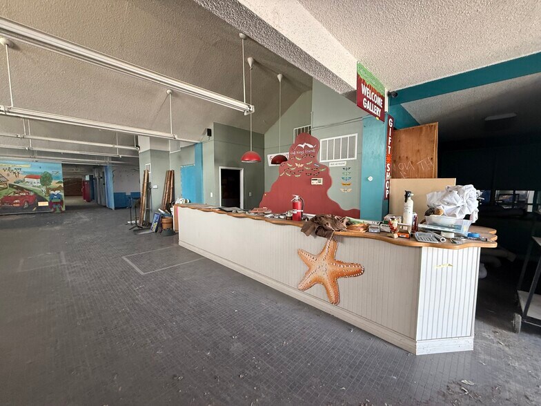 More Photos Of 418 W 4th St, Oxnard Medical For Sale