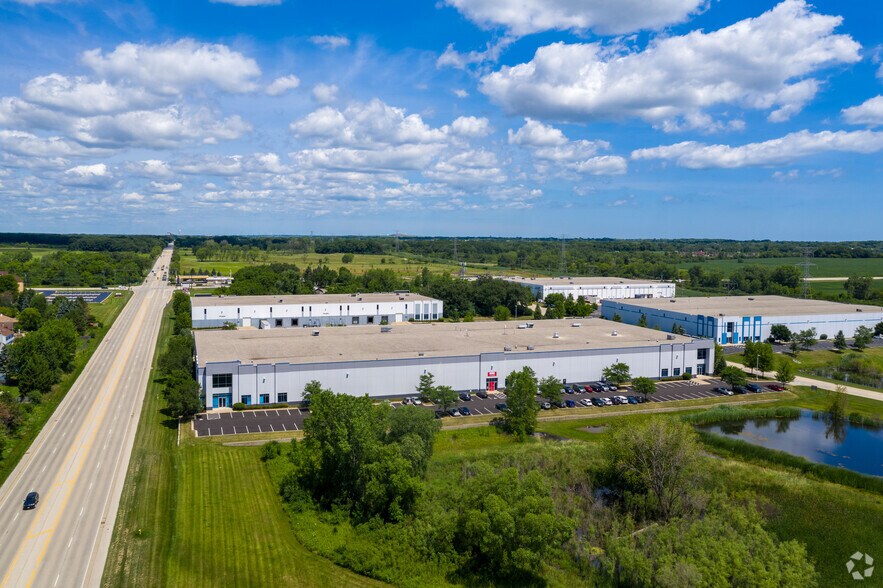 More Photos Of 3210 Oak Grove Ave, Waukegan Warehouse For Lease