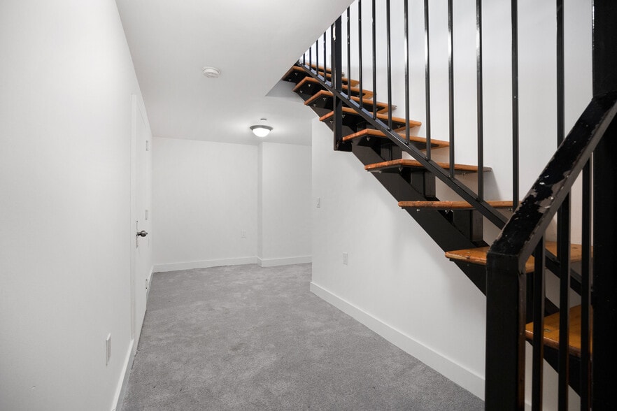 More Photos Of 476 Gates Ave, Brooklyn Apartments For Sale