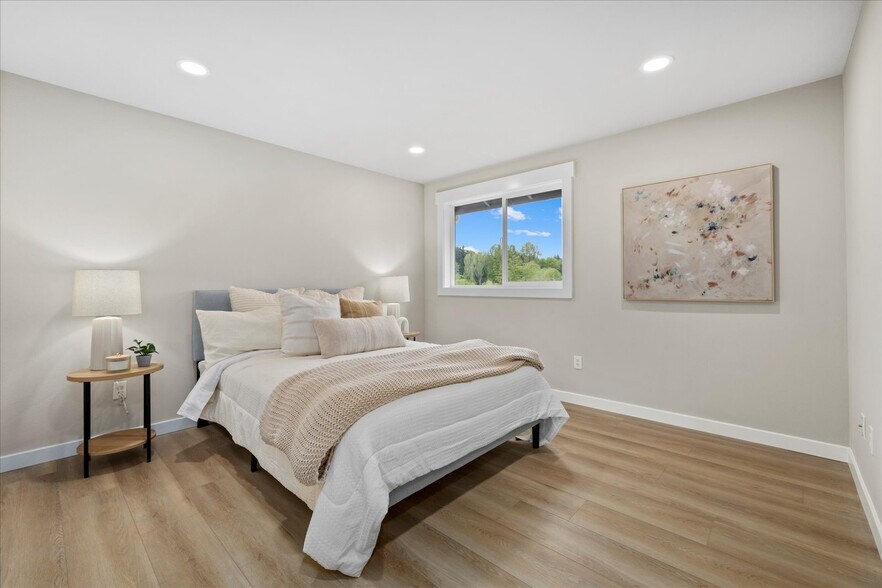 More Photos Of 930 Stitch Rd, Lake Stevens Apartments For Sale