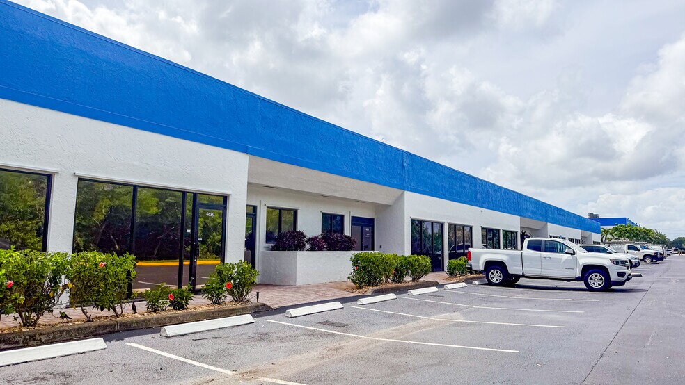 More Photos Of 4500 N Powerline Rd, Deerfield Beach Unknown For Lease