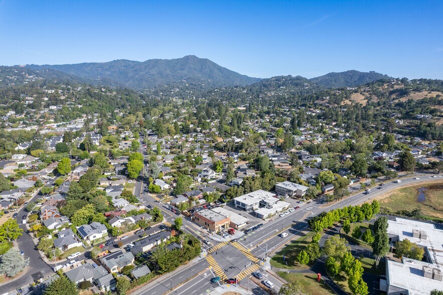 More Photos Of 125-131 Camino Alto, Mill Valley Office For Lease