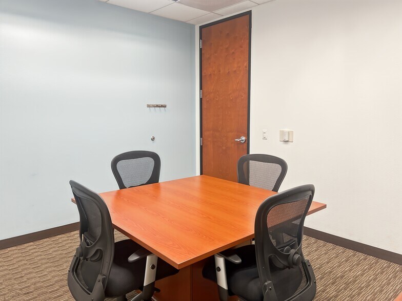 More Photos Of 400 S 4th St, Las Vegas Coworking Space