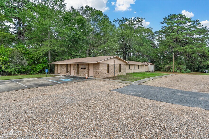 More Photos Of 523 Oxford Rd, Mansfield Office For Sale