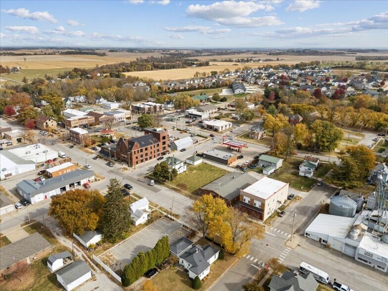 More Photos Of 230 S Dubuque St, Solon Multifamily For Sale