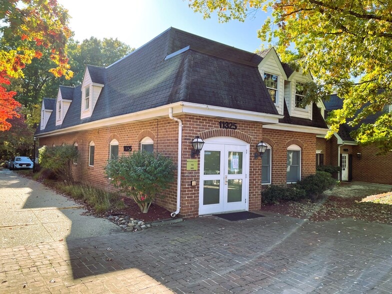 More Photos Of 11325 Pembrooke Sq, Waldorf Medical For Sale