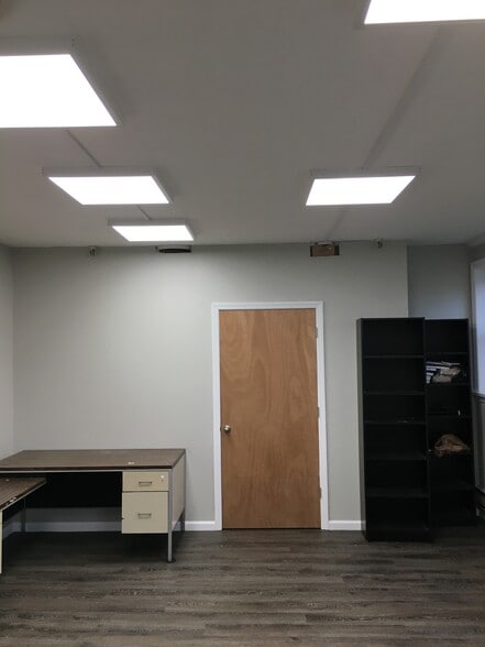 More Photos Of 845 Bloomfield Ave, Clifton Manufacturing For Lease