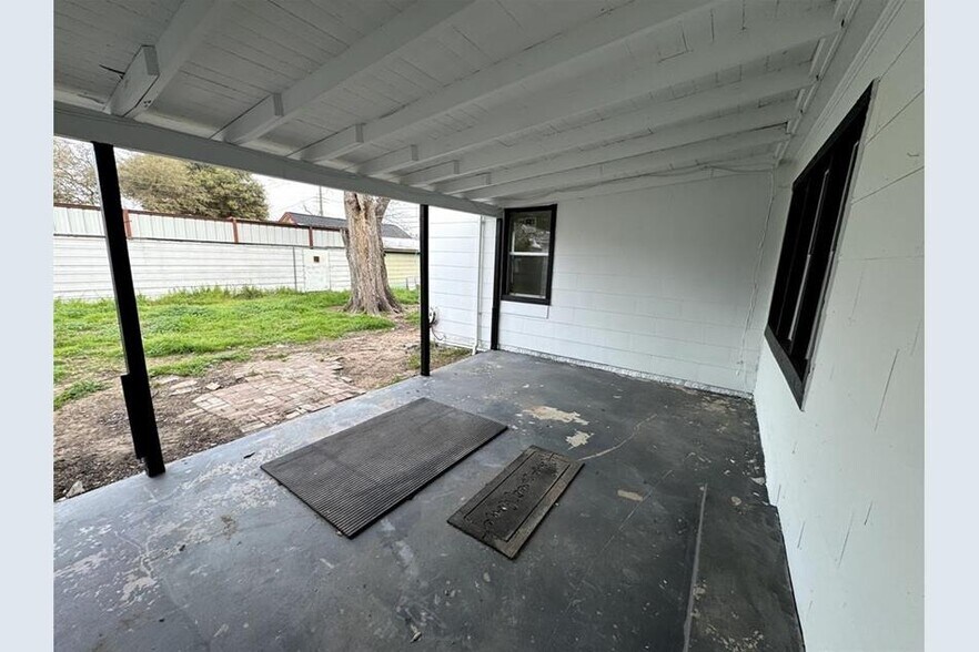 More Photos Of 204 Bowser St, Rockdale Office Residential For Sale