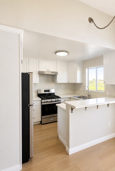 More Photos Of 7332 Garfield Ave, Huntington Beach Apartments For Sale