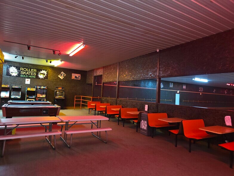 More Photos Of 3220 S Hwy 32, El Dorado Springs Skating Rink For Sale
