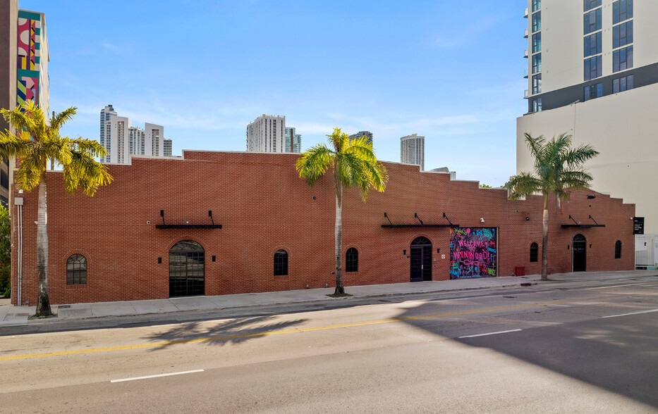 More Photos Of 2105 N Miami Ave, Miami Warehouse For Sale
