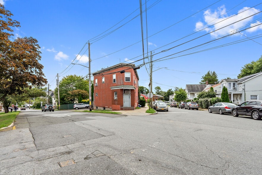 More Photos Of 180 Madison Ave, Port Chester Office For Sale